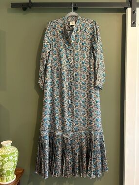 Tuckernuck Blue and Cream Floral Maxi Dress
